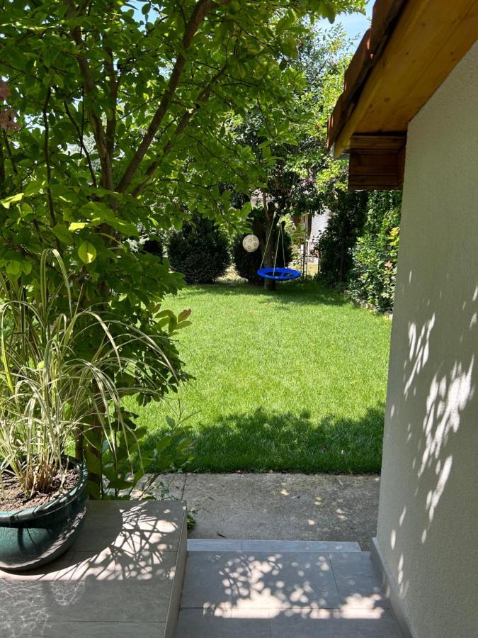 Kisvirag Vendeghaz Villa Balatonvilágos Eksteriør billede