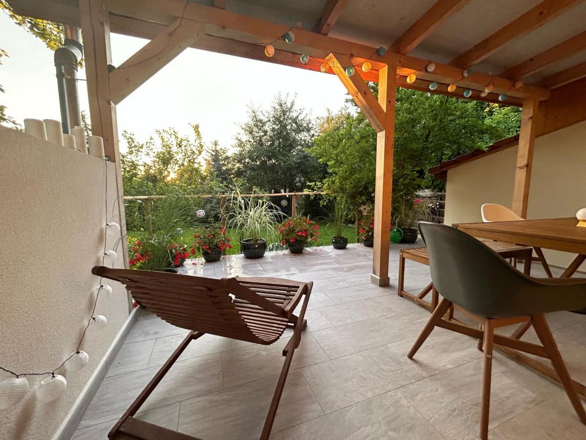 Kisvirag Vendeghaz Villa Balatonvilágos Eksteriør billede